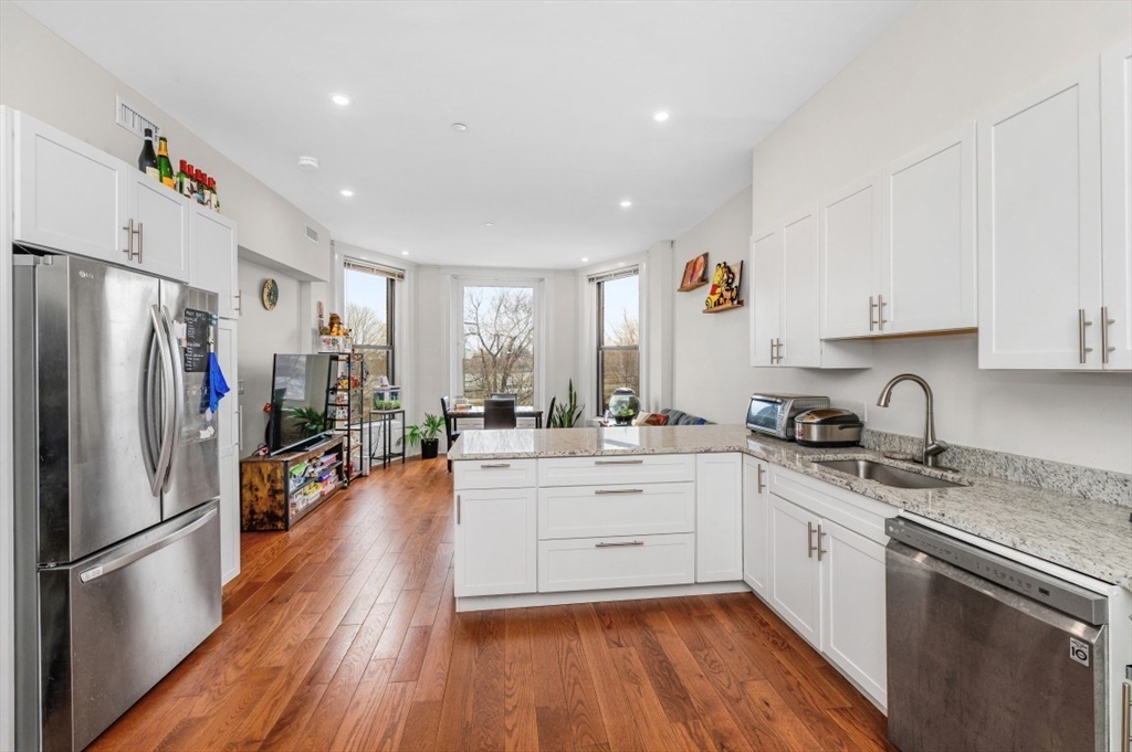 25 Bay State Road #2, Boston, MA 02215 — photo 2