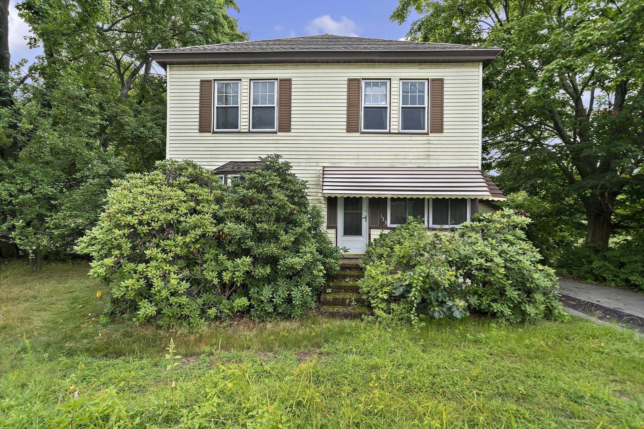 133 Pleasant Valley St — photo