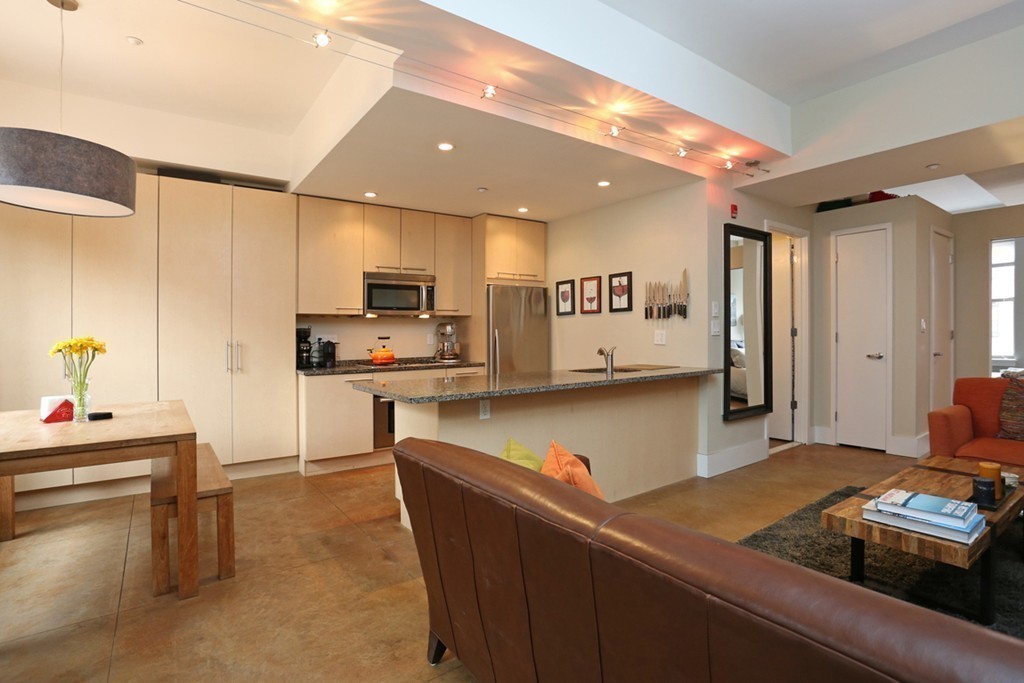 35 Fay St #202 — photo