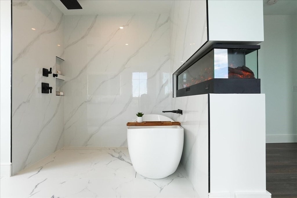 29 Woodford St # 1 — photo