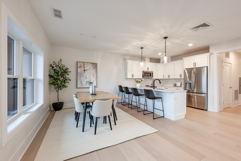 62 Foundry St #202 — photo
