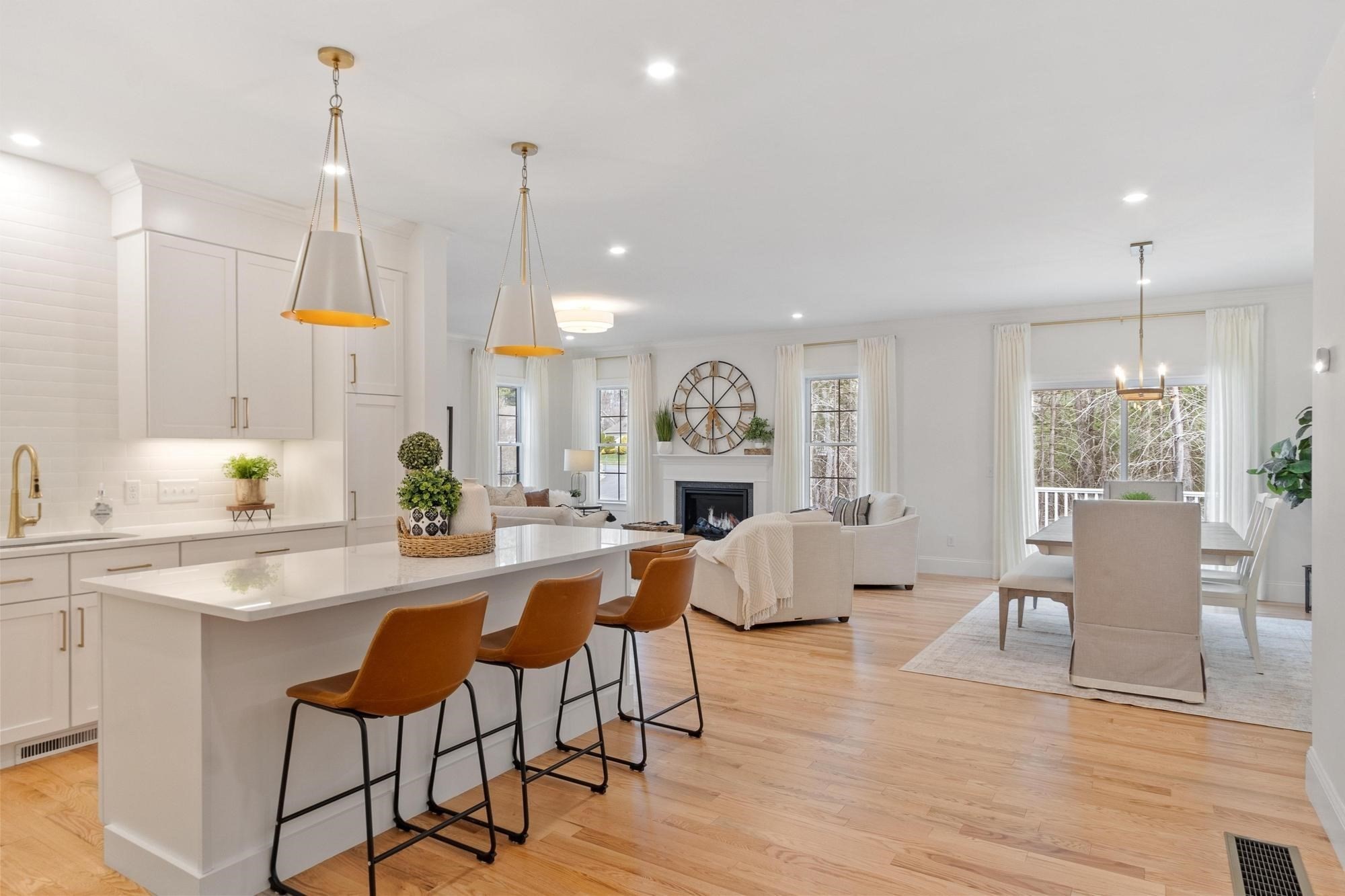 89 Oliver Pond Circle #4 — photo