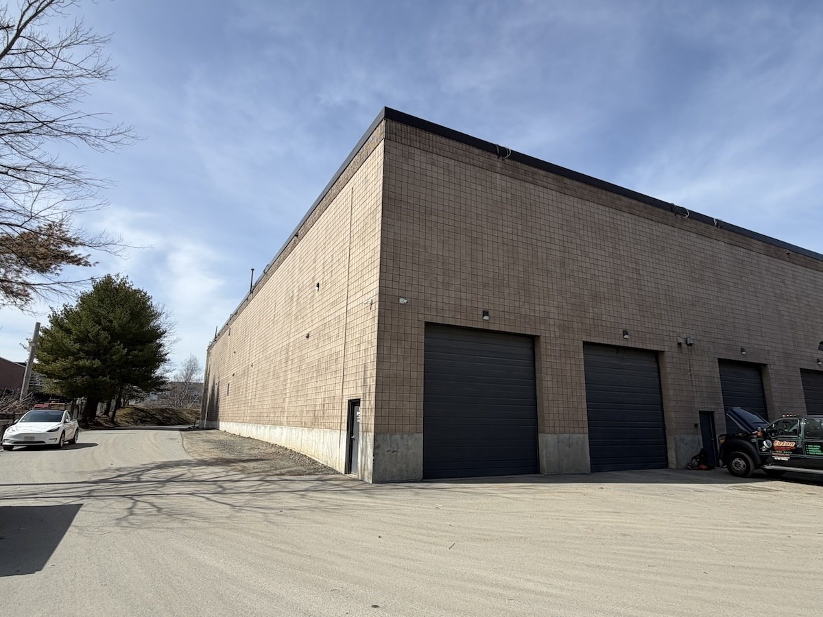25 Sullivan Rd — photo