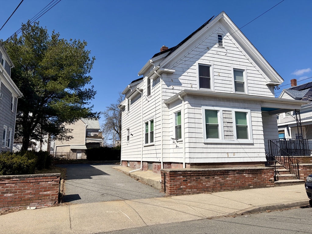 26 Kirtland St — photo