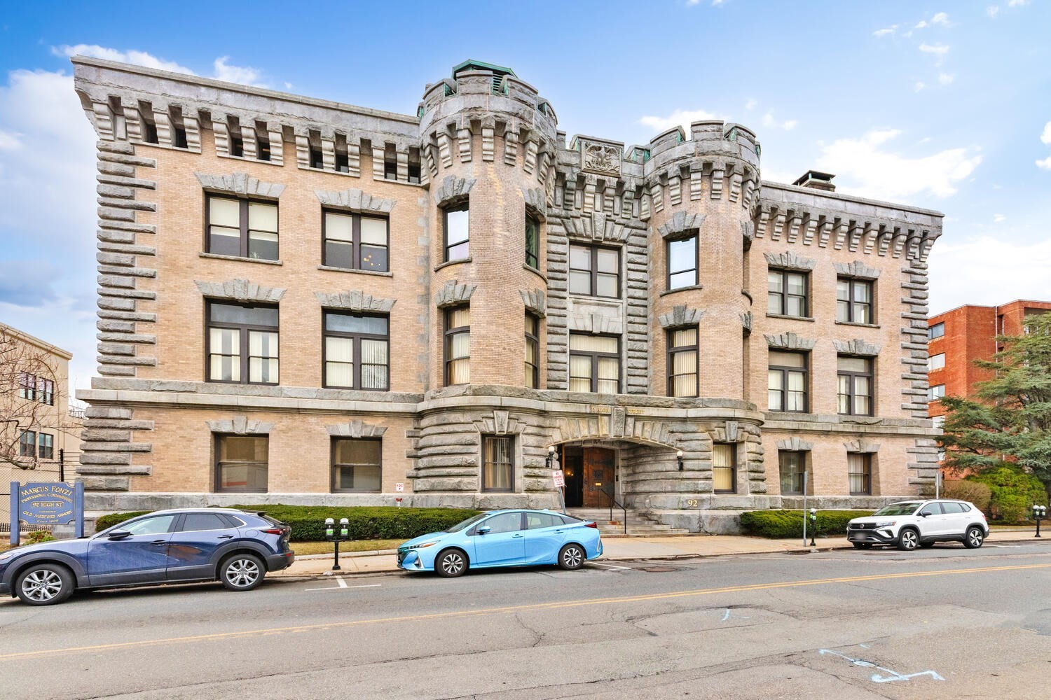 92 High Street #T31 — photo