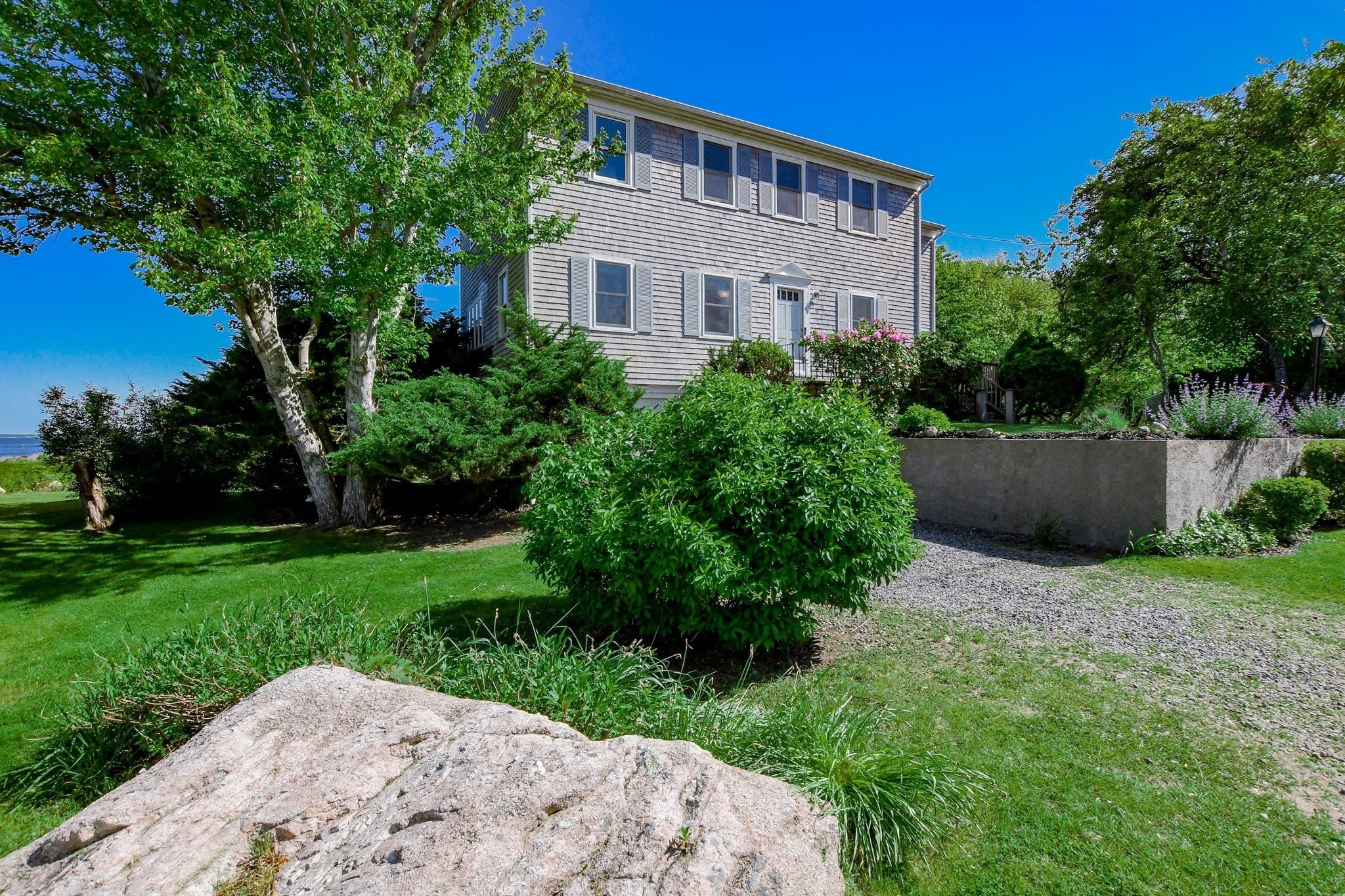 16 Bass Point Road — photo