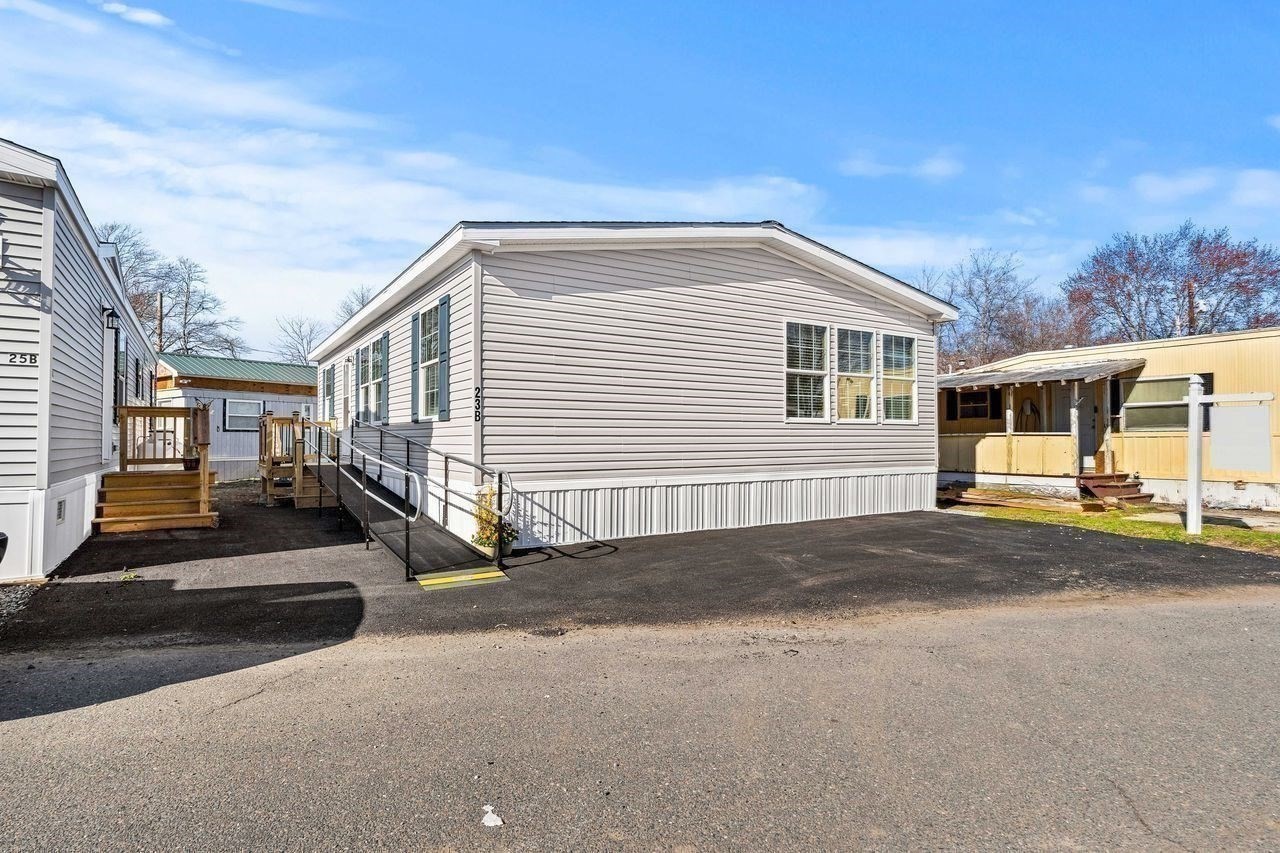 200 North St #B 23-B — photo