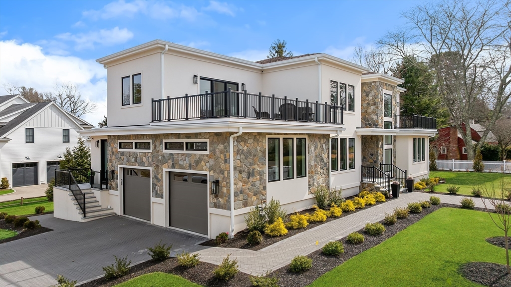 5 Colonial Road, Needham, MA 02492