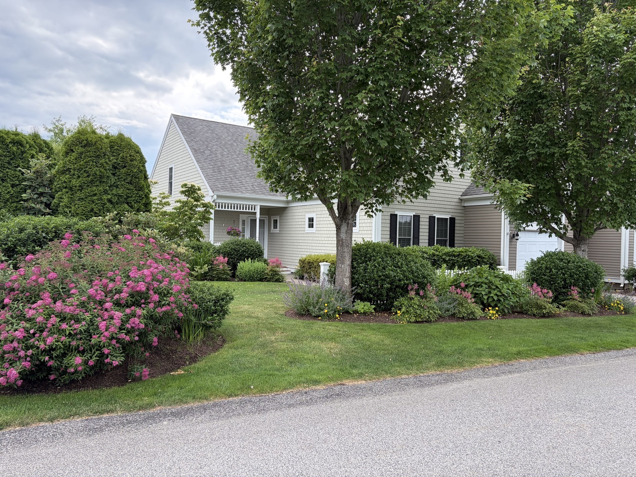 2 Amberwood Ct # 2 — photo