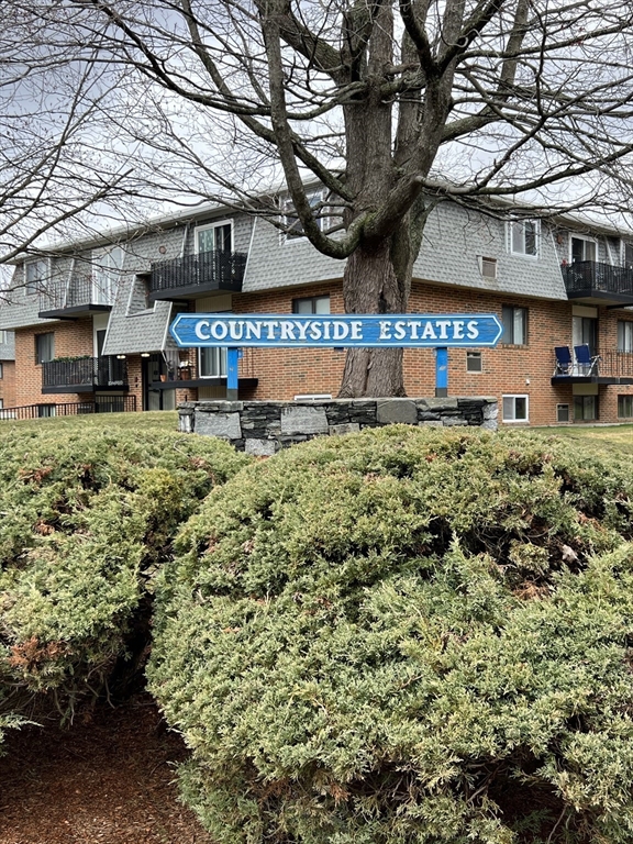 176 Maple Ave #35 2-35 — photo