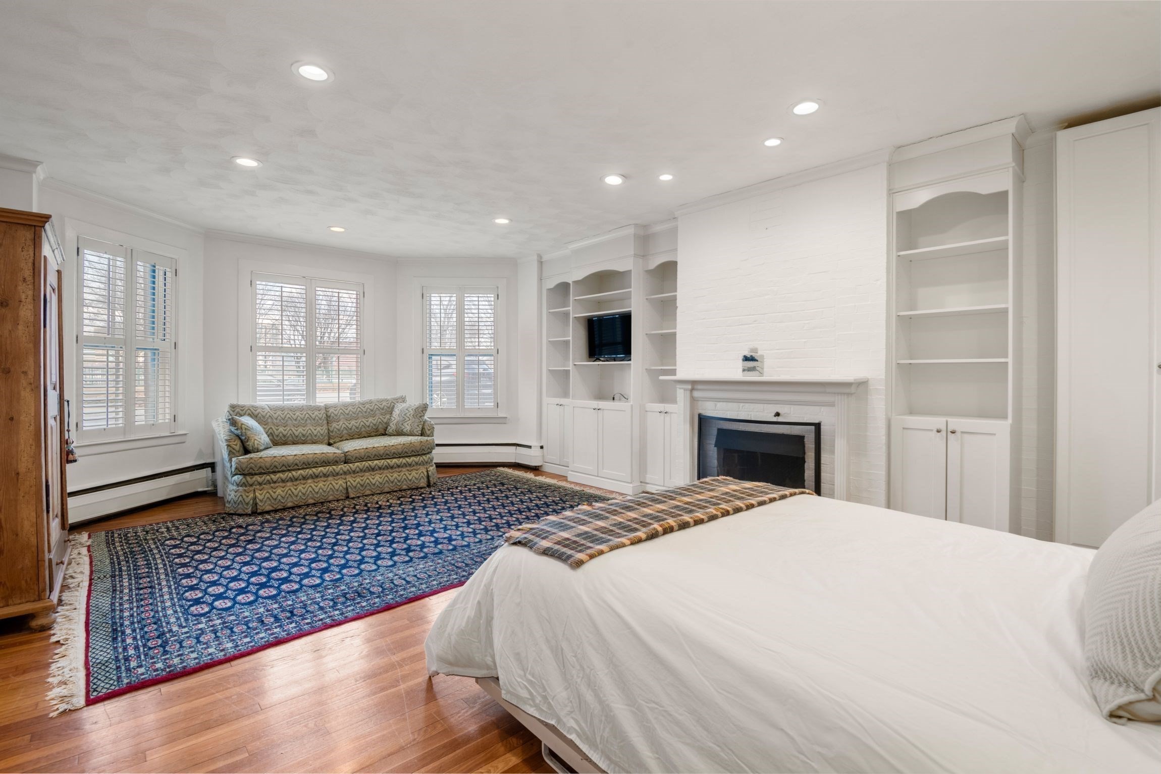 236 Beacon St #1E — photo