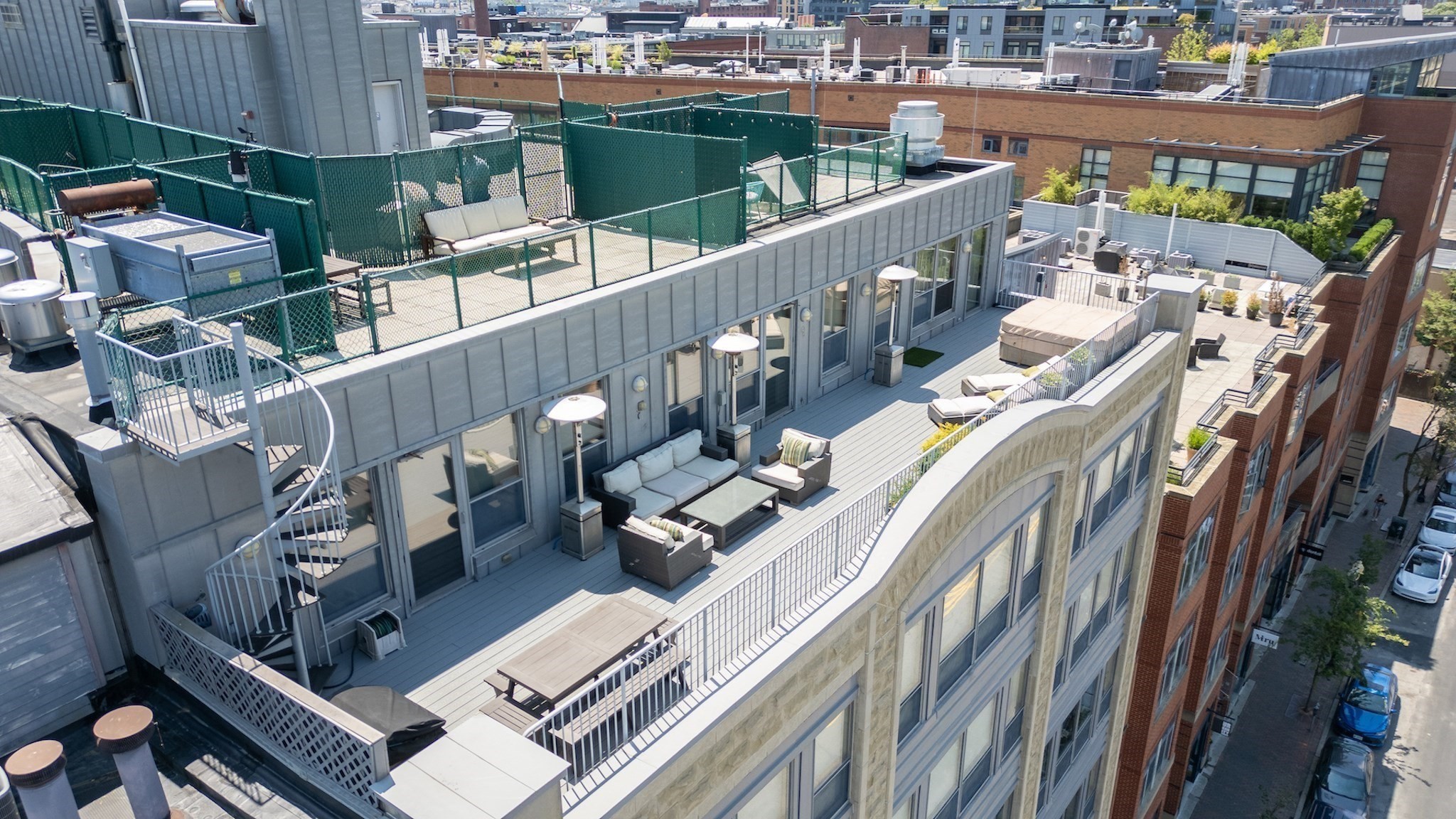 1166 Washington St # 6 — photo