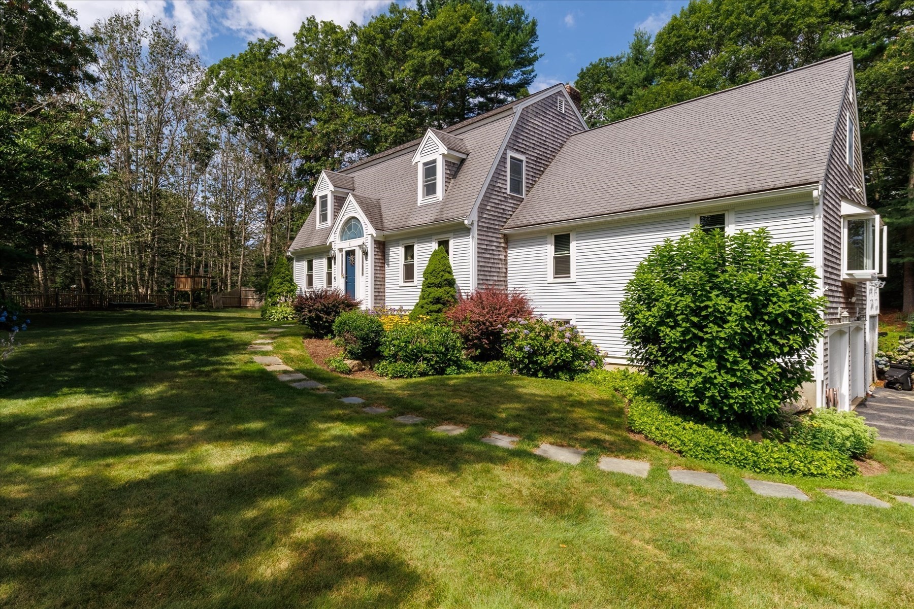 1 Lighthouse Ln — photo