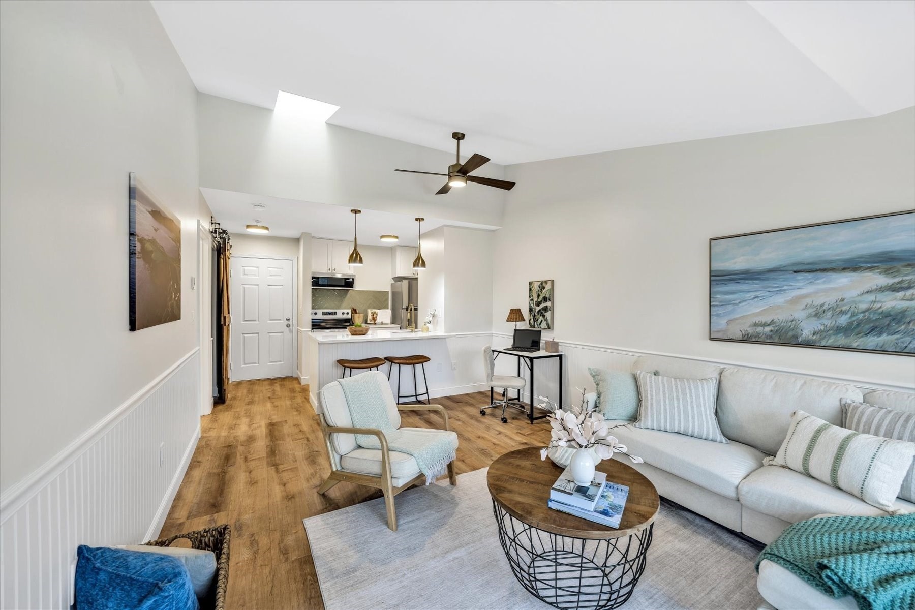 102 Fletcher Ln # H — photo