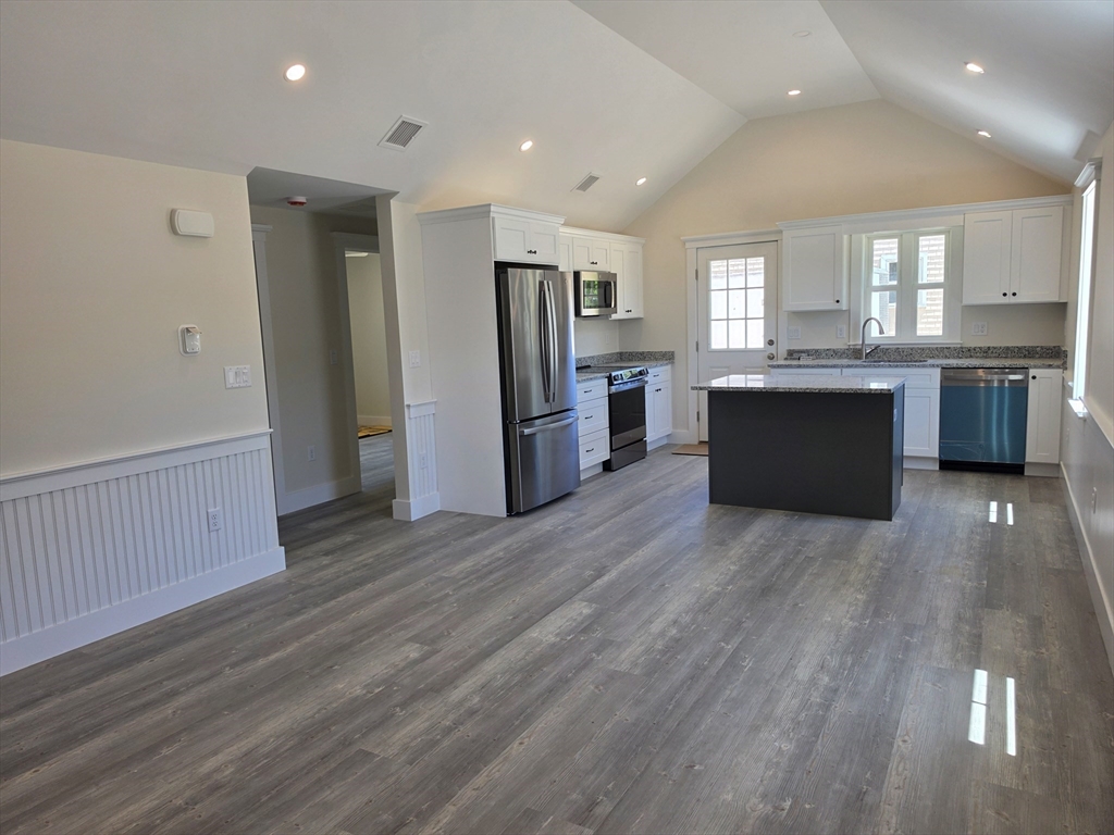 87 Acapesket Rd # 2a — photo