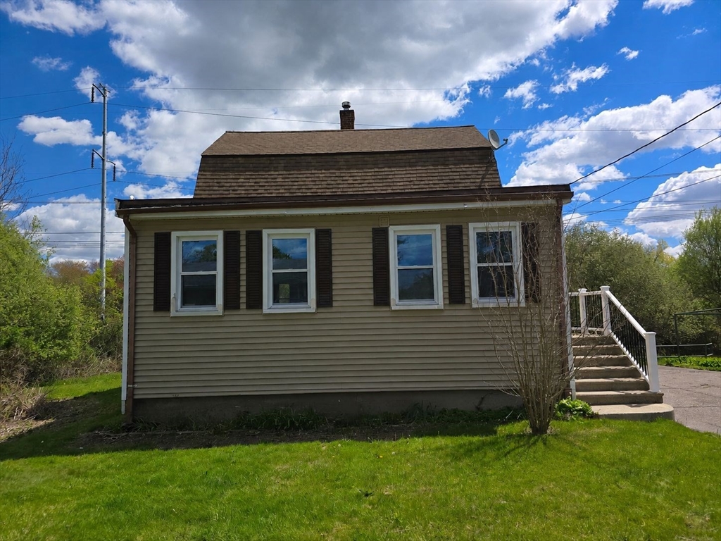 33 Hayes Ave — photo