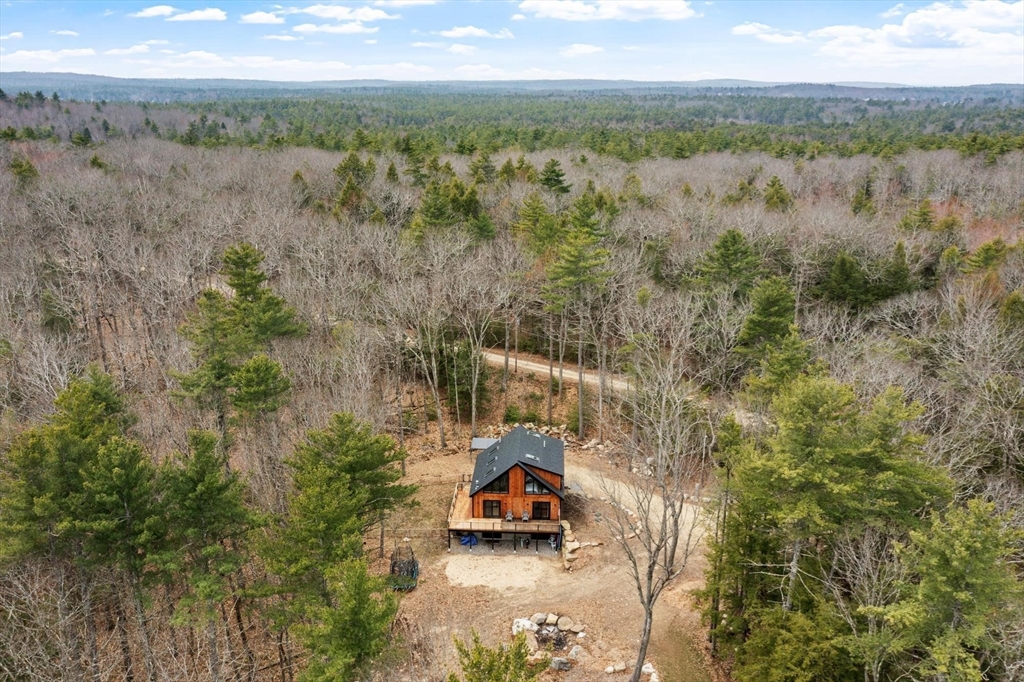 26 Pearl Road, Ashburnham, MA 01430