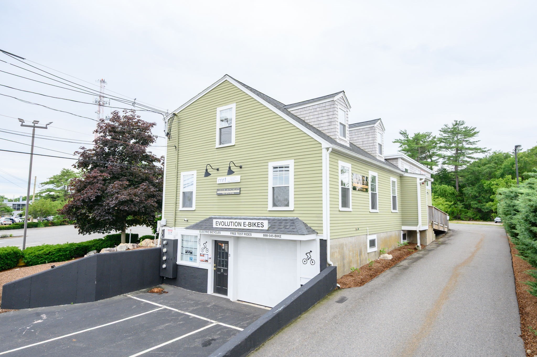 25 Accord Park Dr — photo
