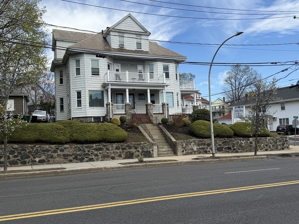 548-550 Mount Auburn St — photo