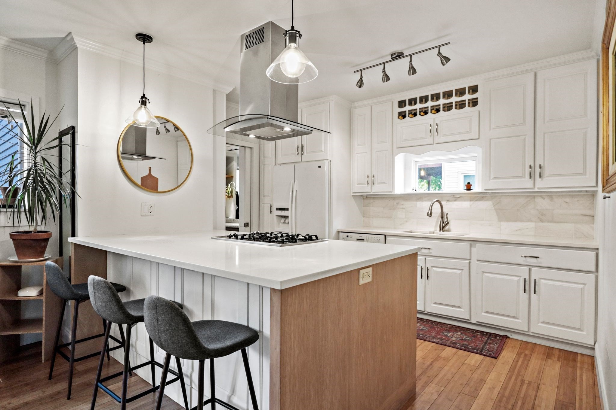 34 Everett Ave #1 — photo