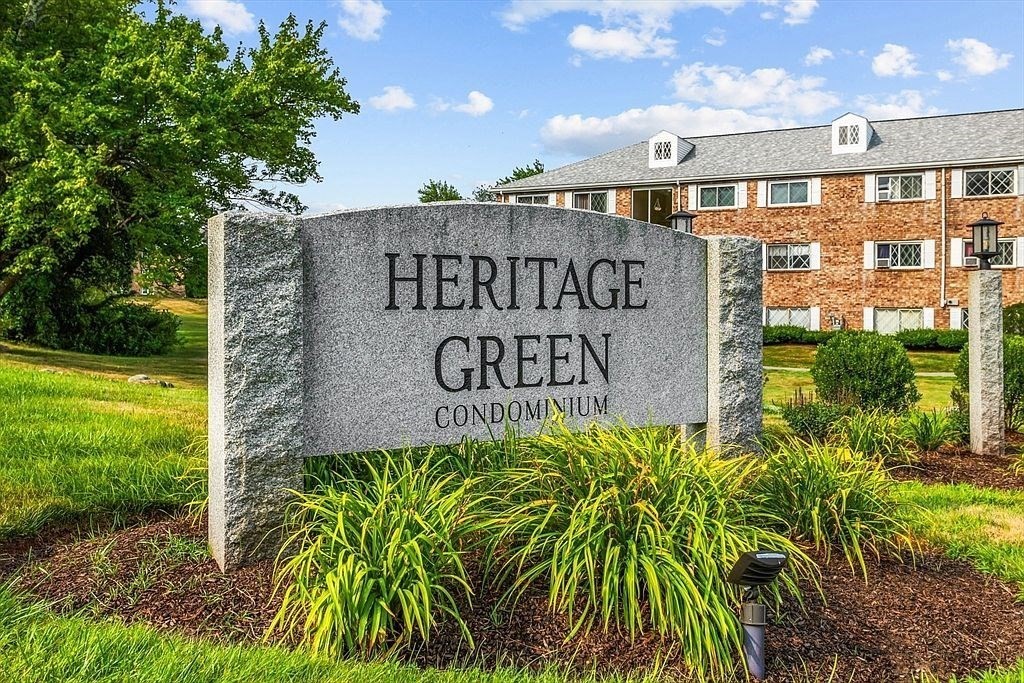 21 Fernview Ave #8 — photo