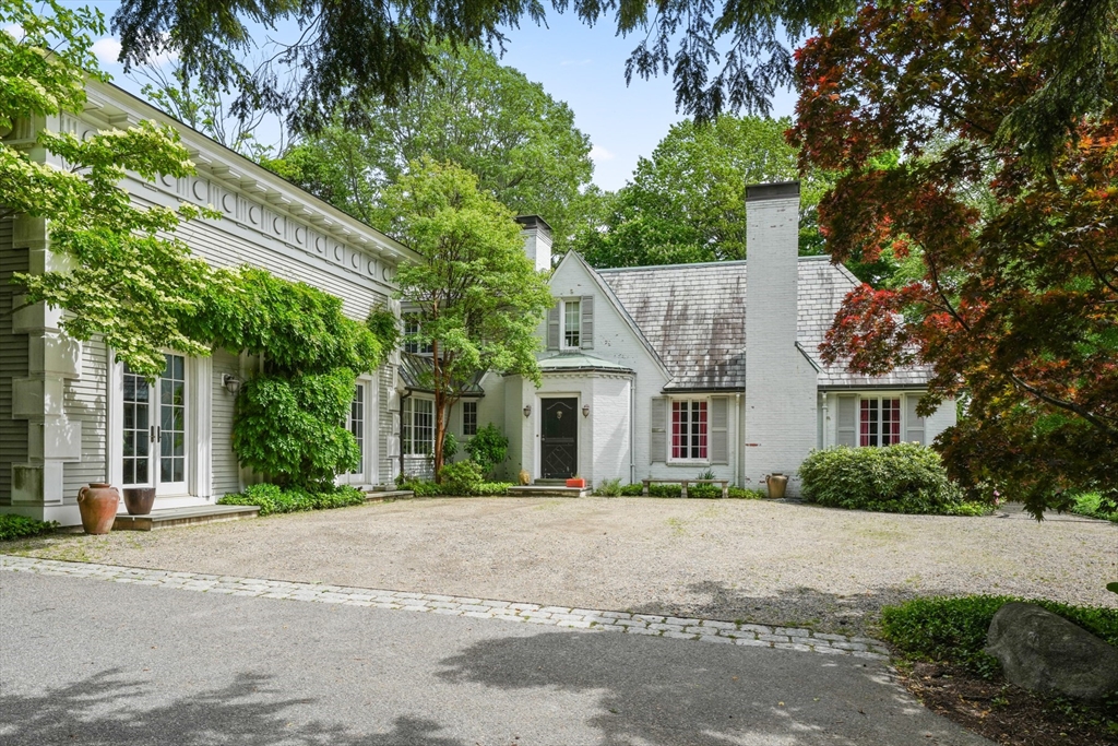 540 Chestnut Hill Ave — photo