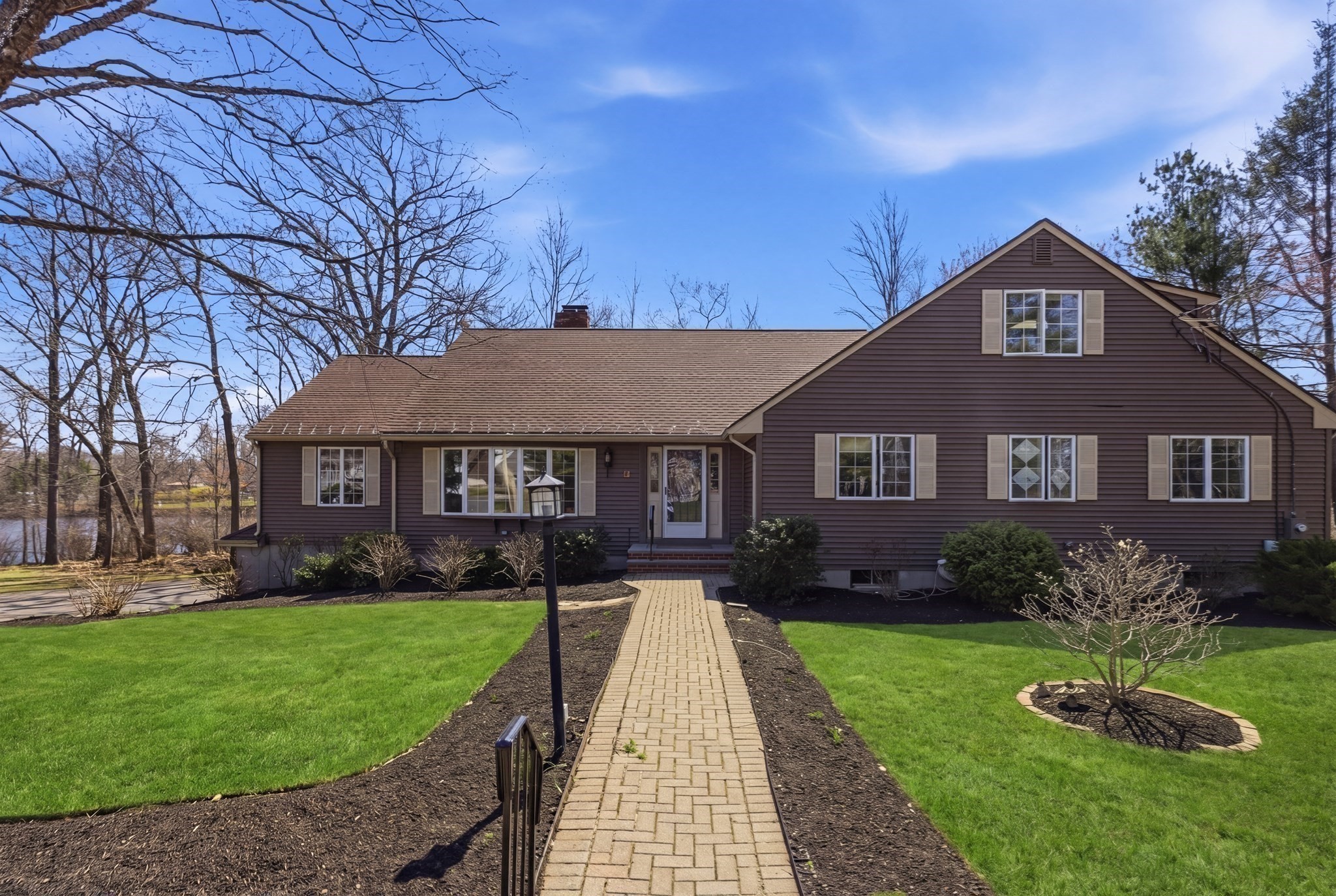 28 Lancelot Ct — photo