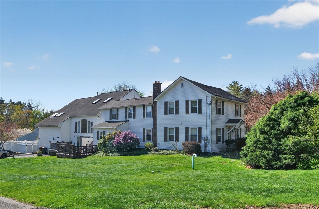 67 Amherst Rd #67 — photo