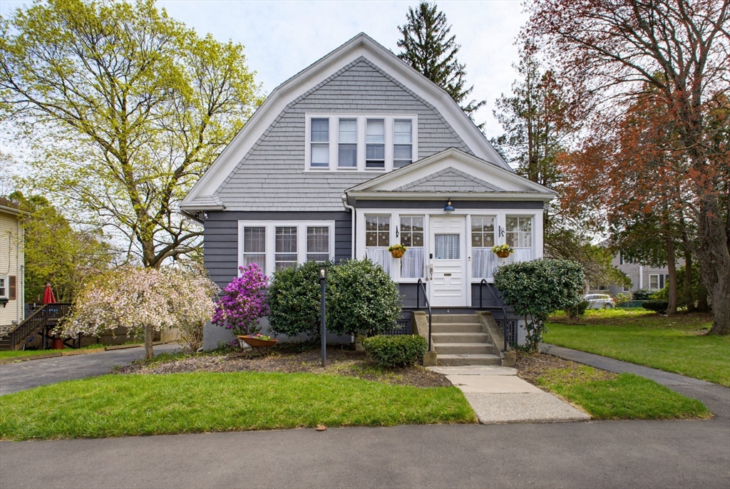 4 Hamill Road, Worcester, MA 01602