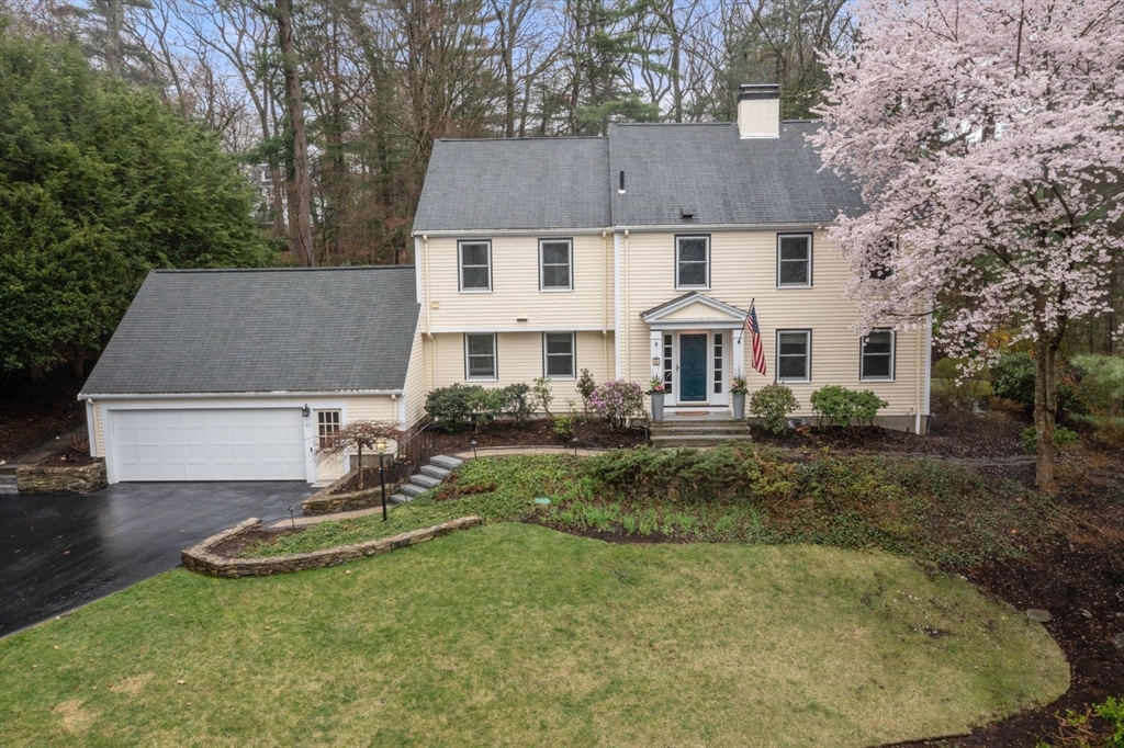 11 Sterling Road, Wellesley, MA 02482