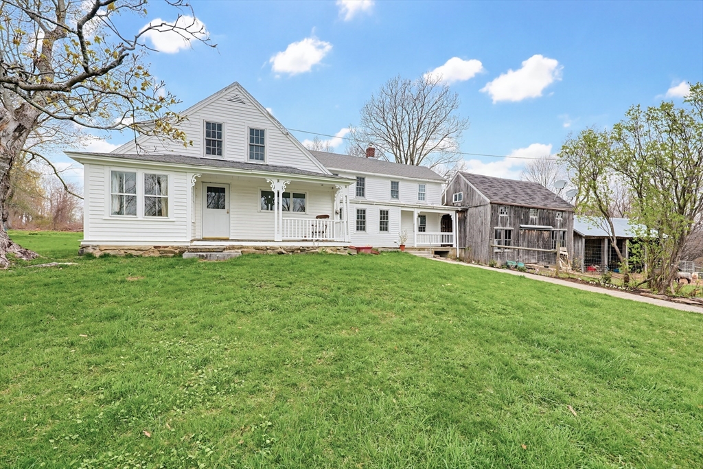 300 Stone Road, Oakham, MA 01068