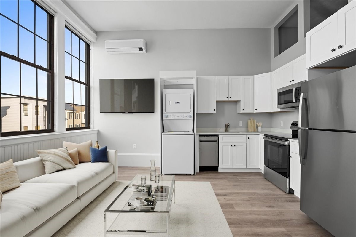 22 Waverly St #101 — photo