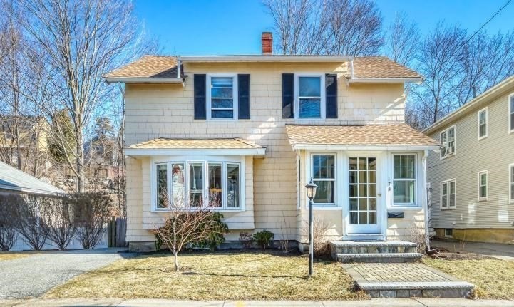 17 Russell Rd — photo