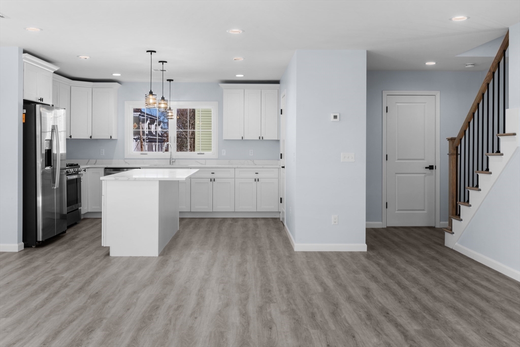 206 Durfee St. # 2B — photo