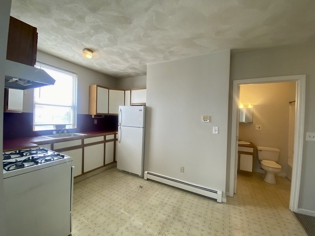 594 Somerville Avenue #2B — photo