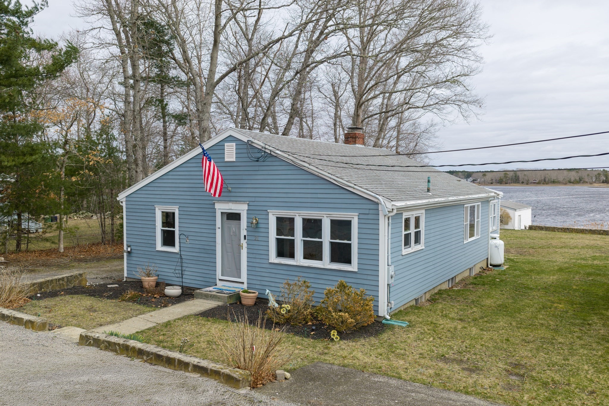 21 River Rd — photo