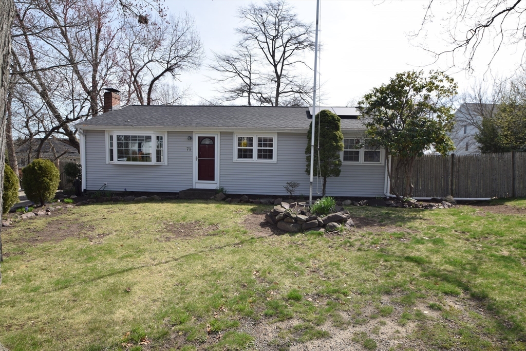 71 Rockefeller Street, Randolph, MA 02368