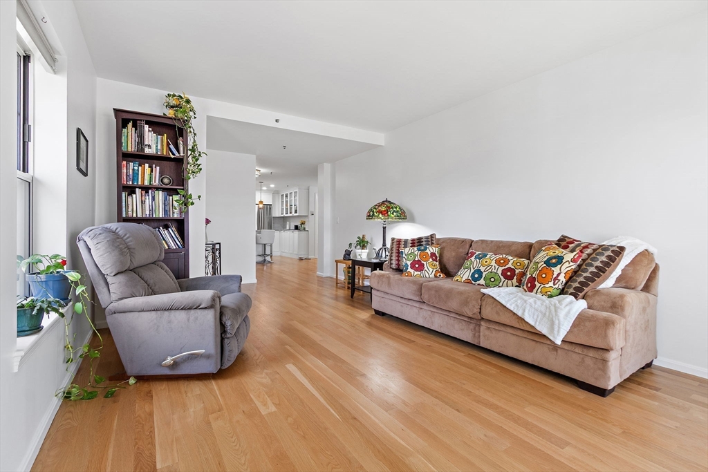 300 Allston St #416 — photo