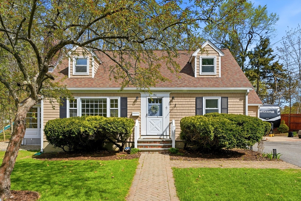 1 Valley Road, Lexington, MA 02421