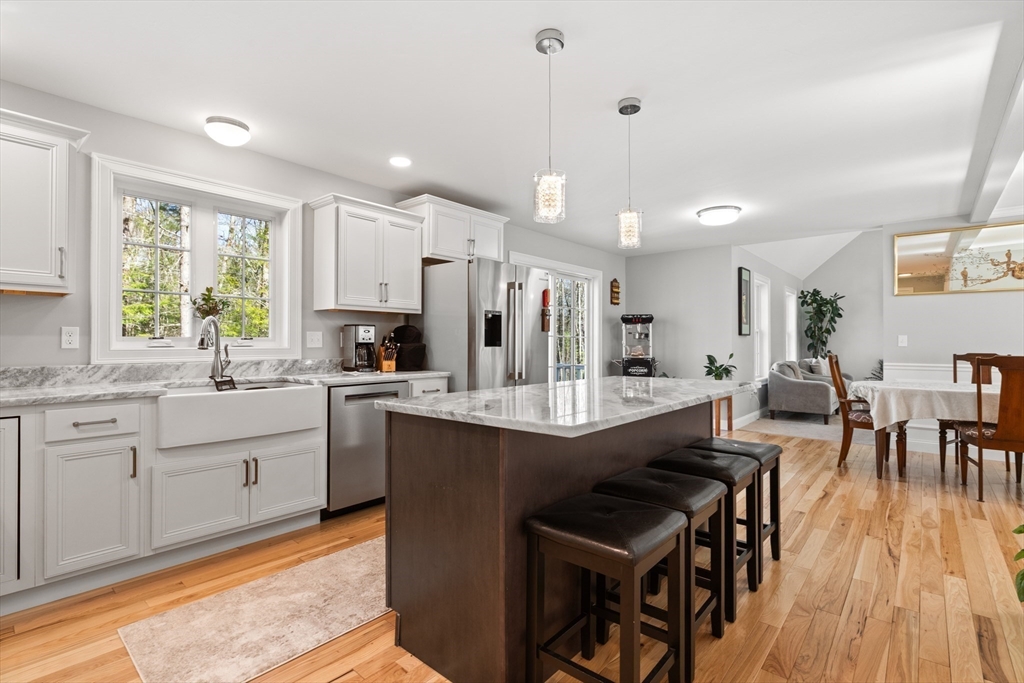 526 Hubbardston Road, Templeton, MA 01468