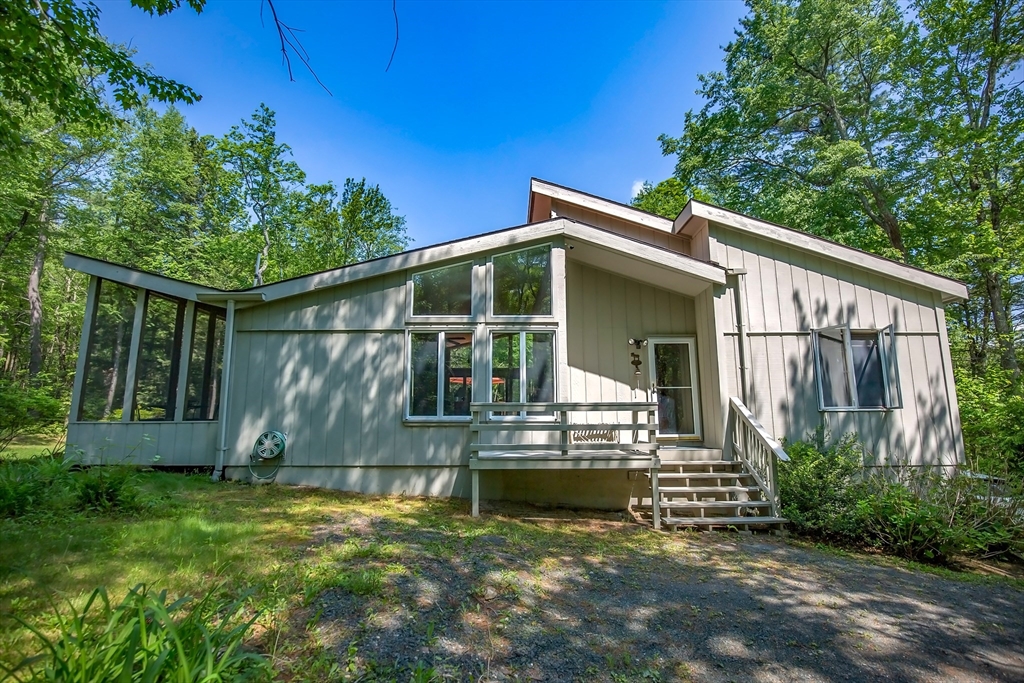 265 Fox Den Road, Tolland, MA 01034