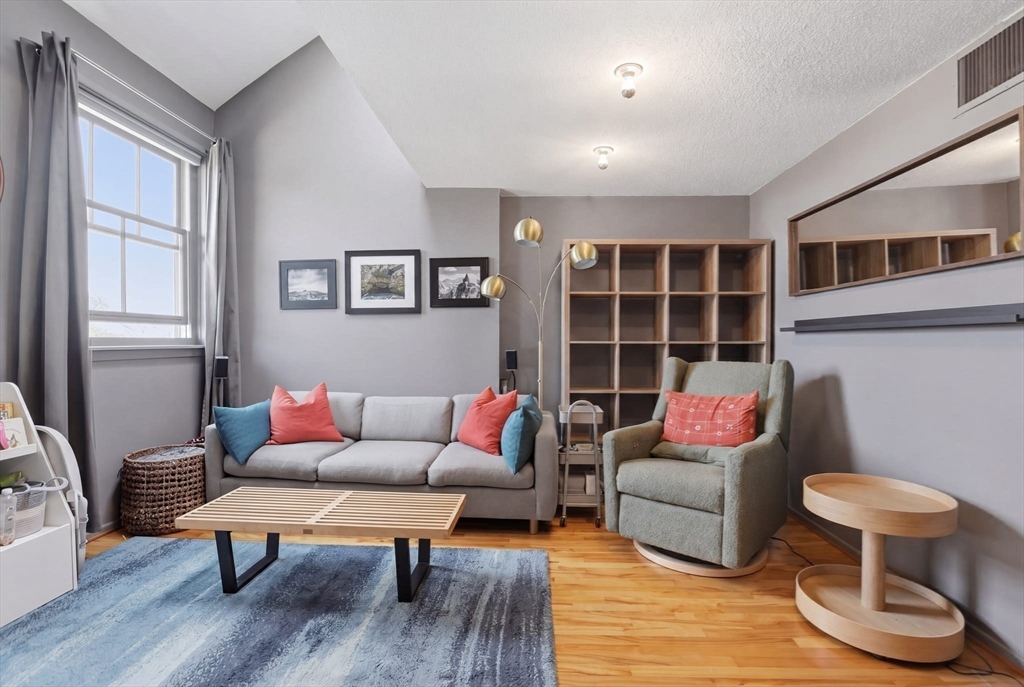 51 Pettee St # 47 — photo