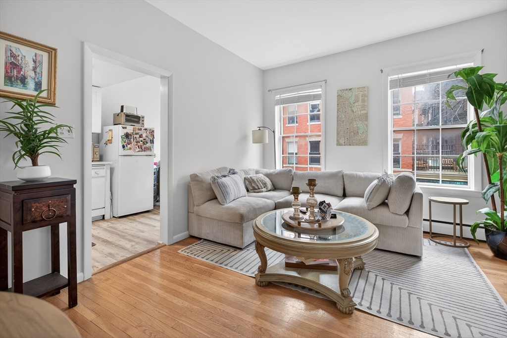 64 W Cedar St #5 — photo