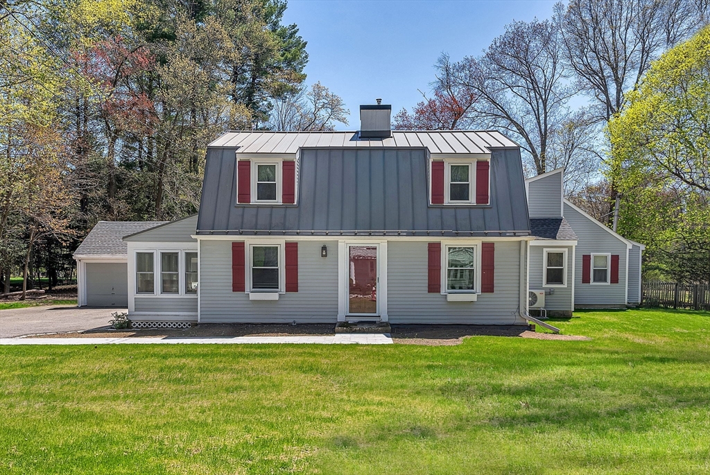 10 Bennett Road, Wayland, MA 01778