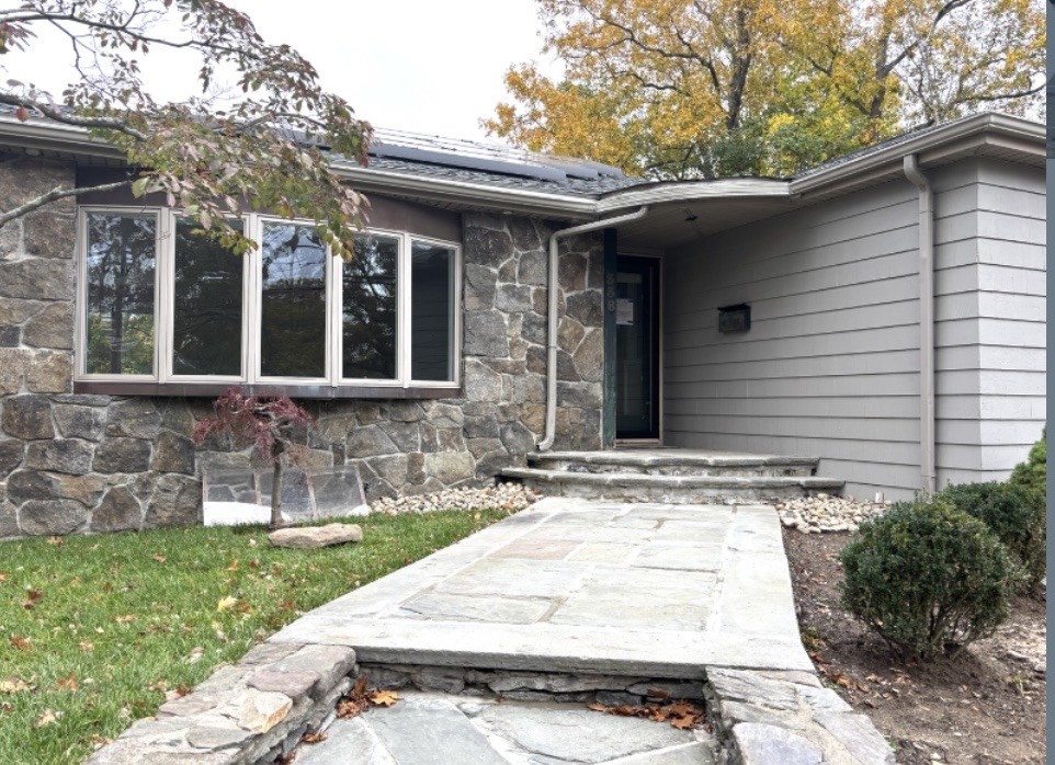 338 Langley Road, Newton, MA 02459 — photo 2