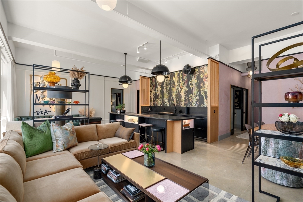 1180-1200 Washington St #119 117,119 — photo
