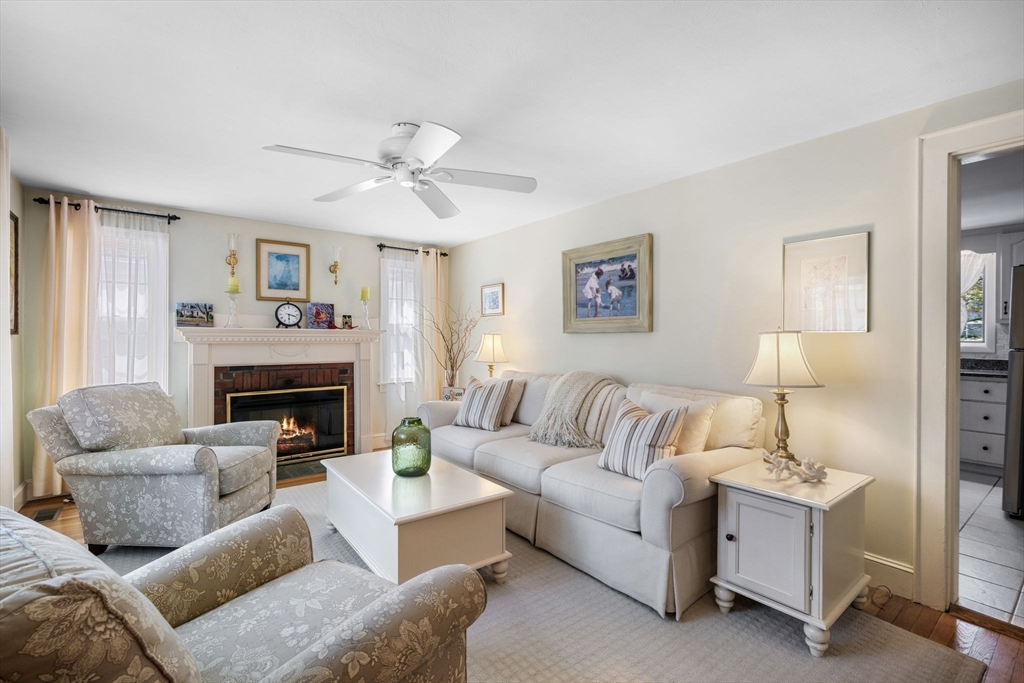30 Walter Road, Danvers, MA 01923 — photo 2