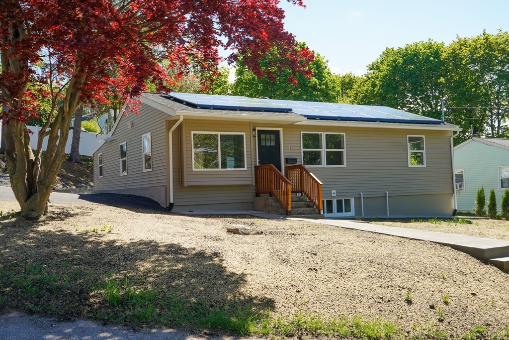 8 Sussex Ln — photo