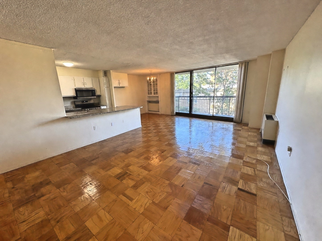 60 Longwood Ave #408 — photo