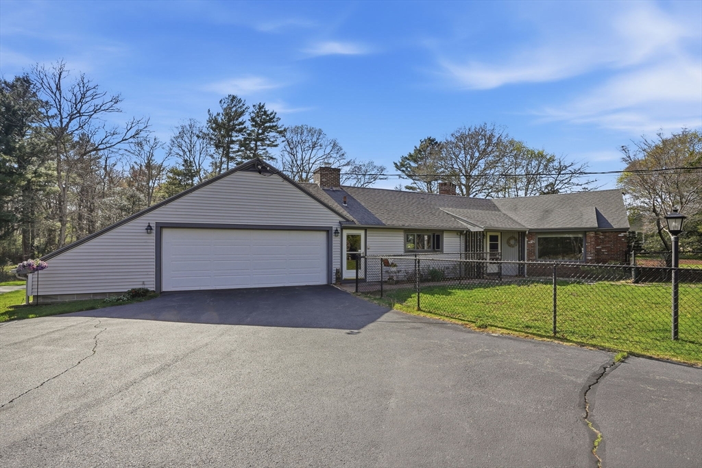 234 Converse Road, Marion, MA 02738